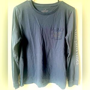 Women’s Vineyard Vines tee shirt